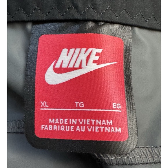 Nike Tech Super Lightweight Cargo Shorts Black Men's Size XL $135 - Picture 3 of 5